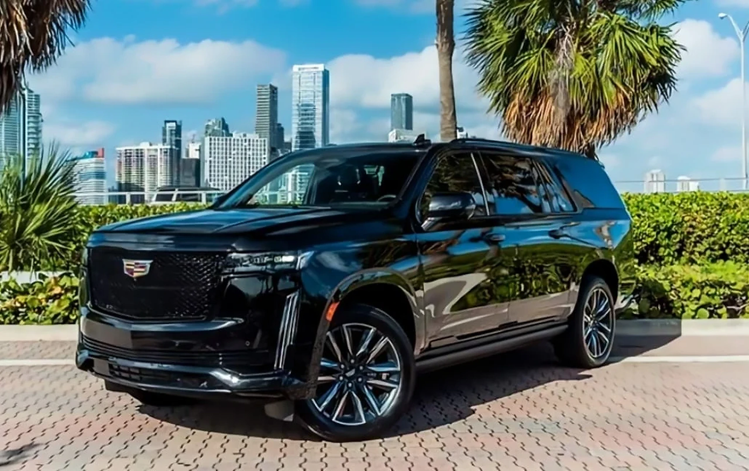 Premium SUV used for Miami transport planning
